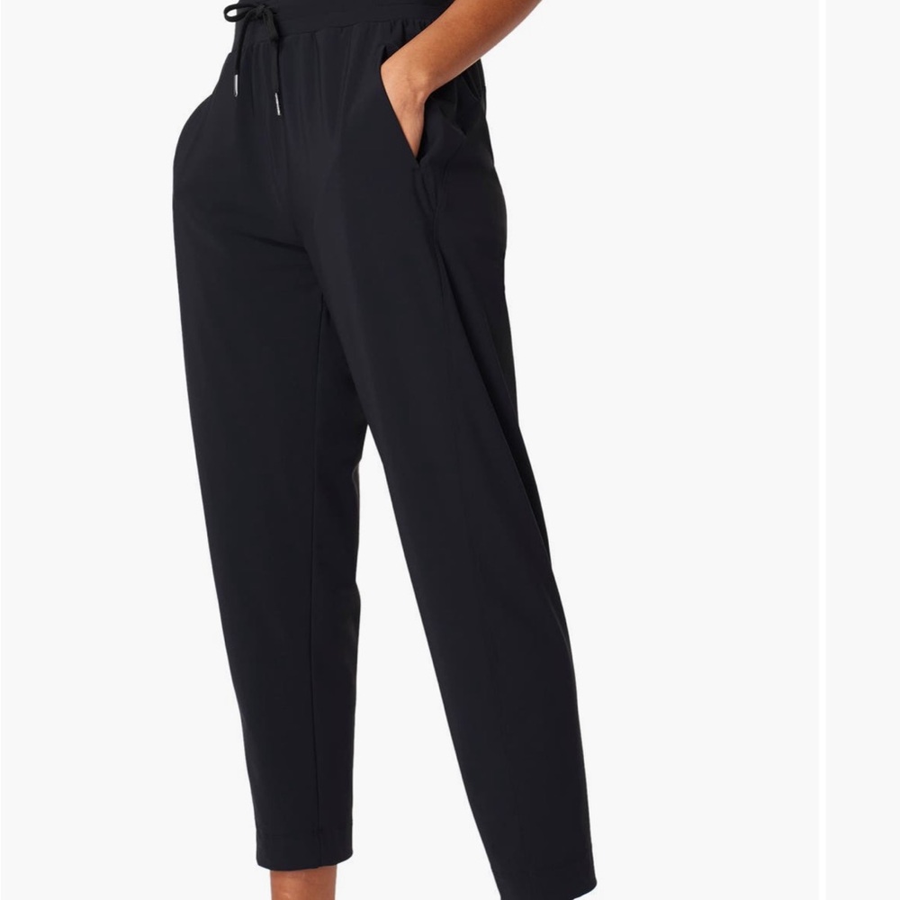 Sweaty Betty explorer Pants- size medium